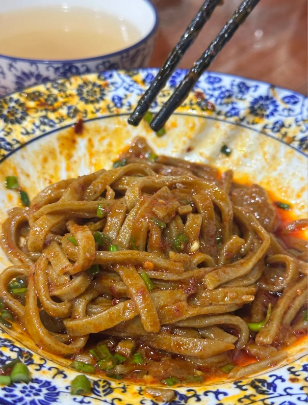 eating in Qiachuan Scenic Area