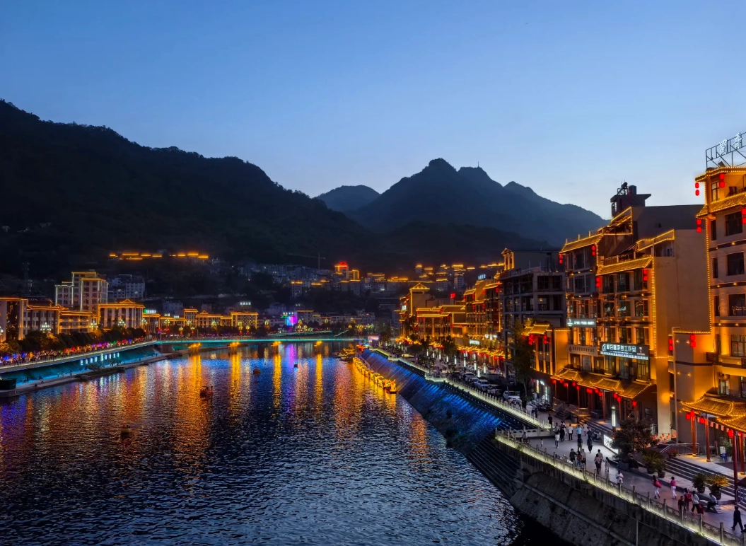 Travel photos of Ankang: Nangong Mountain accommodation for foreign tourists