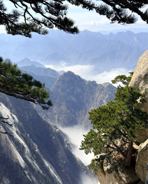 Travel photos of Weinan: Mount Hua hiking