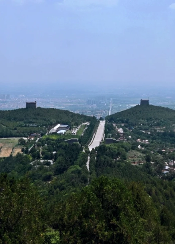 Photo of Qianling Mausoleum: Empress Wu Zetian tomb
