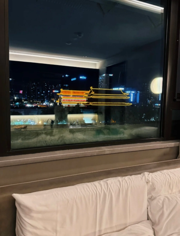 hotels inside Xi'an City Wall