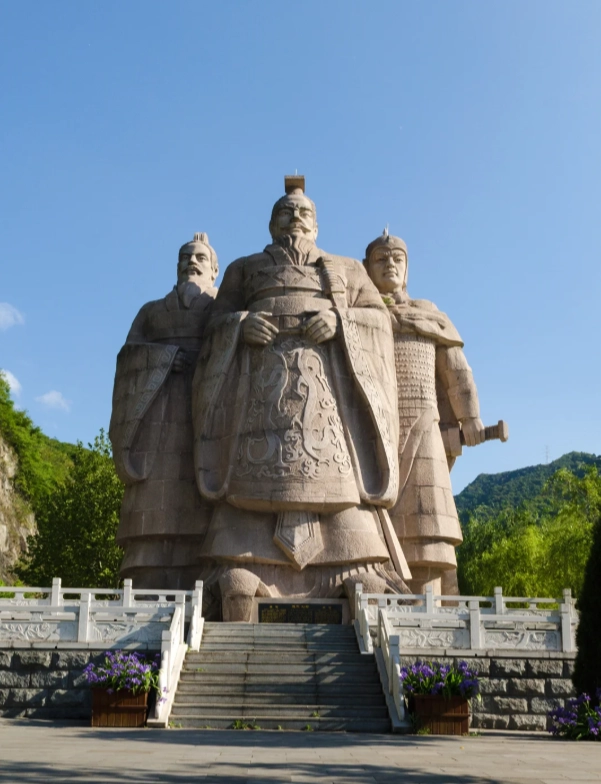 Travel photos of Hanzhong: Shimen Plank Road best photo spots