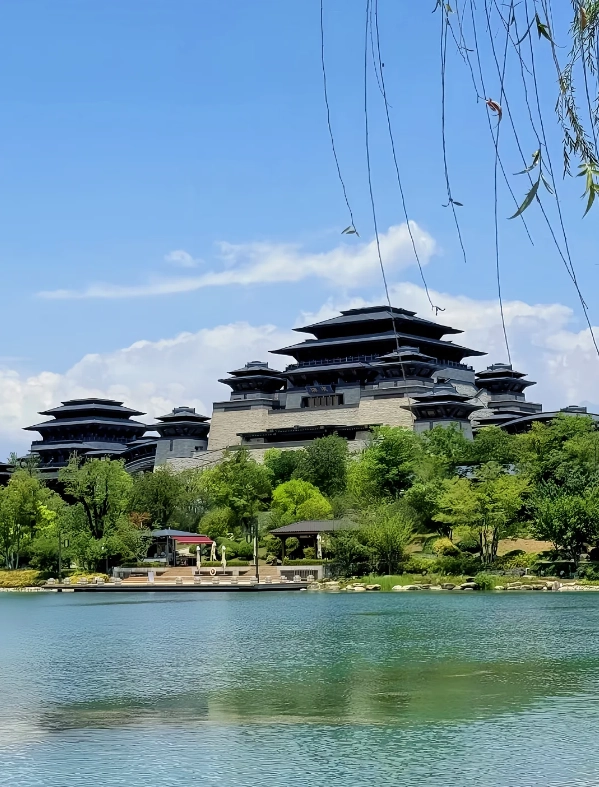 Xinghan Shengjing: Han Cultural Experience in Shaanxi