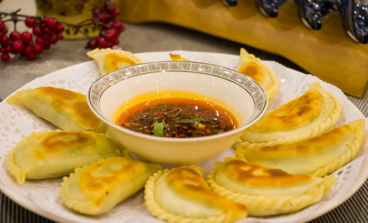 Photo of Hukou Waterfall of the Yellow River: Yellow River cuisine