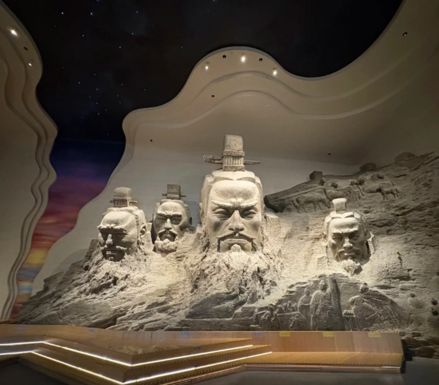 Photo of Shaanxi History Museum: Terracotta Army artifacts