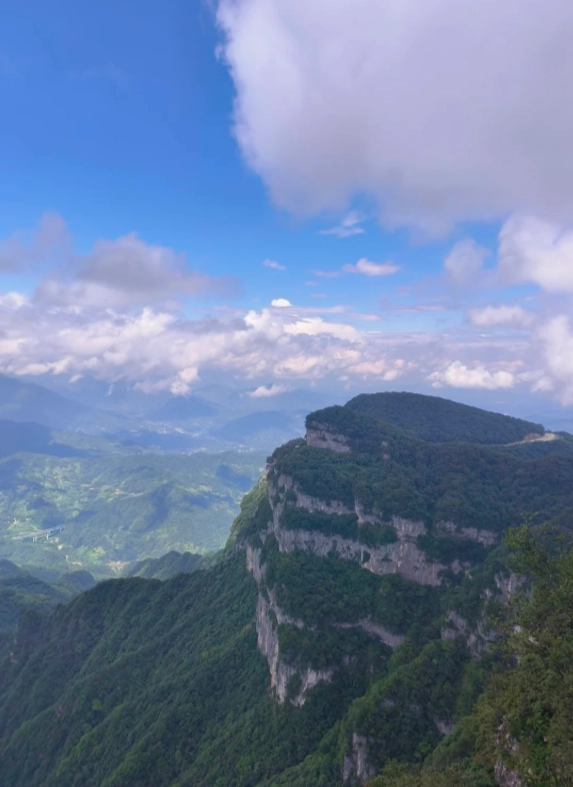 Photo of Longtou Mountain International Tourist Resort: Longtou Mountain travel guide