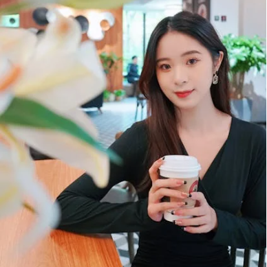 Ying Zhang