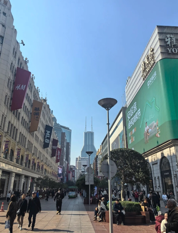 what to do on Nanjing Road