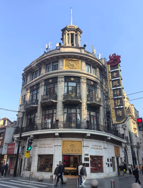 what to do on Nanjing Road