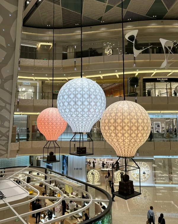 Shanghai World Financial Center Shopping Guide: Luxury Brands & Boutiques in Shanghai