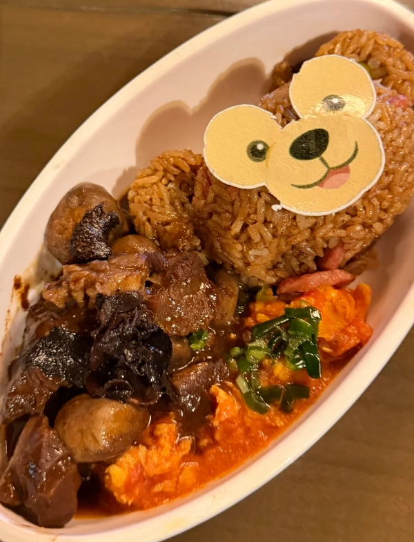 shanghai disneyland restaurants