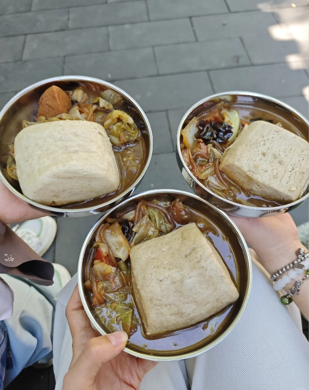 Badachu Scenic Park food