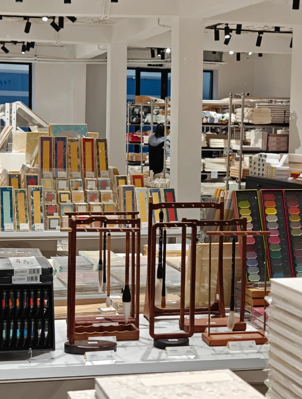 creative souvenirs