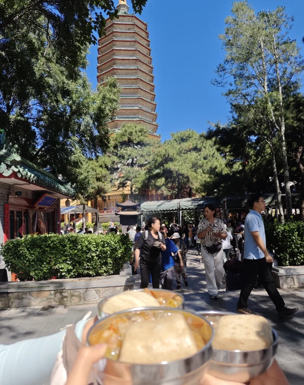 Badachu Scenic Park restaurants