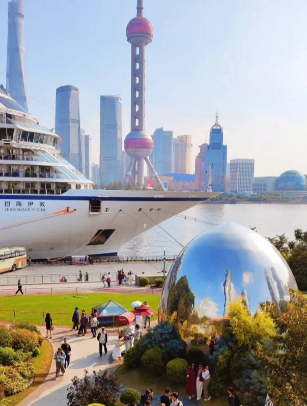 24 hours in Shanghai