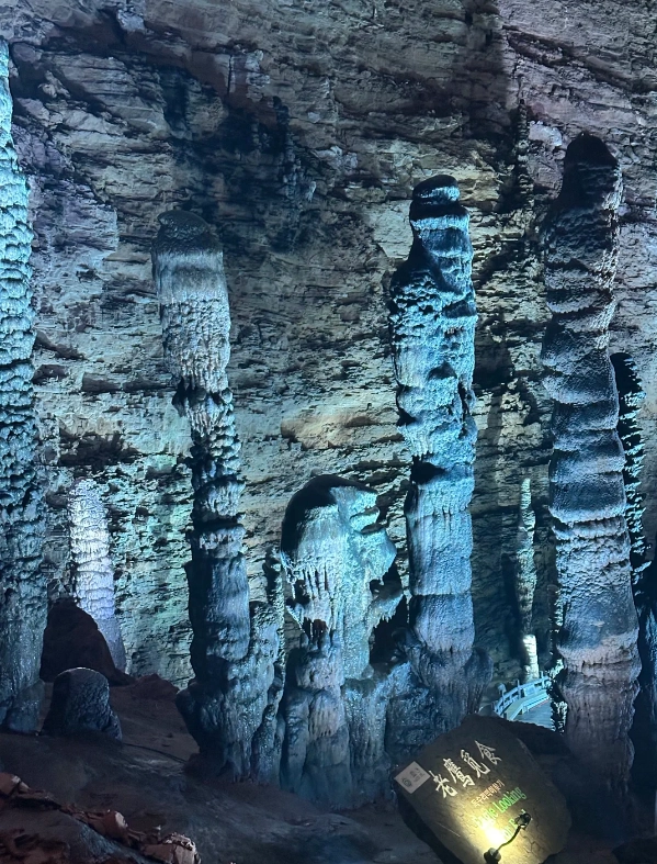 avoid crowds Zhangjiajie