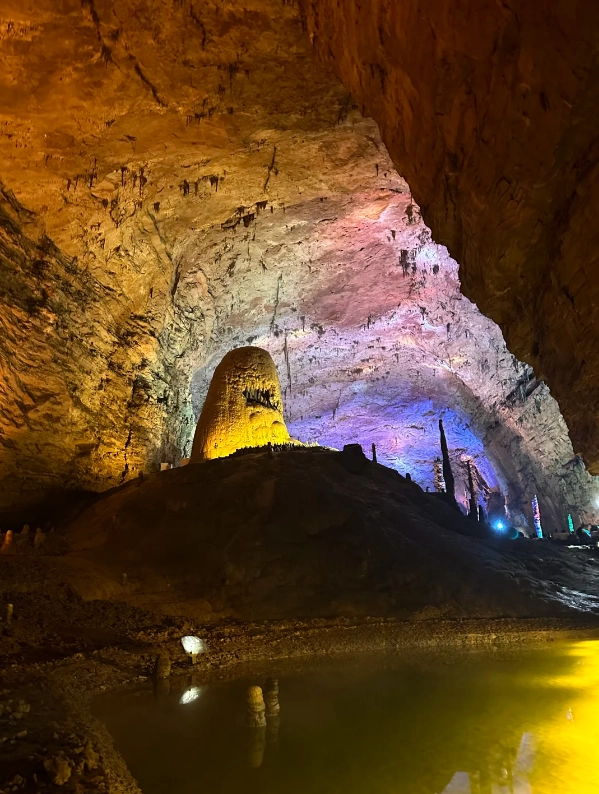 Photo of Yellow Dragon Cave: Zhangjiajie weather by month