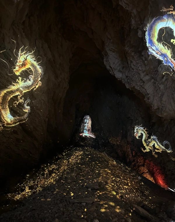 Yellow Dragon Cave