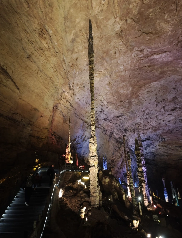 Photo of Yellow Dragon Cave: Hunan cave exploration