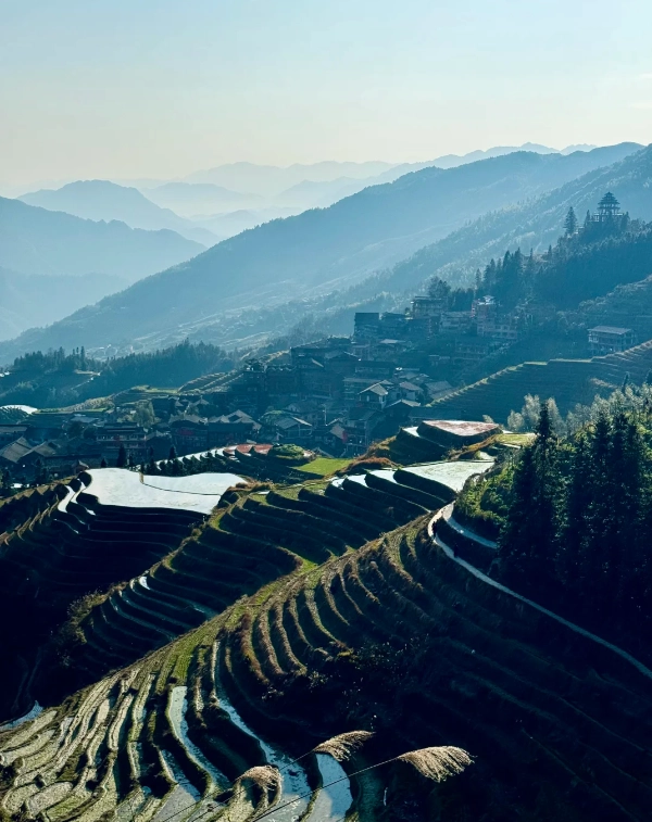 Travel photos of Guilin: Longji terraces hiking