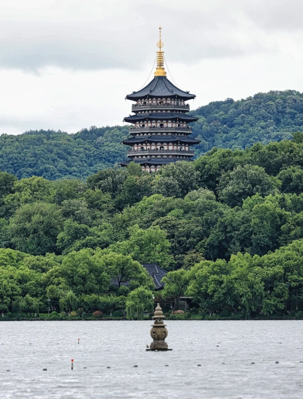 Photo of West Lake: Leifeng Pagoda