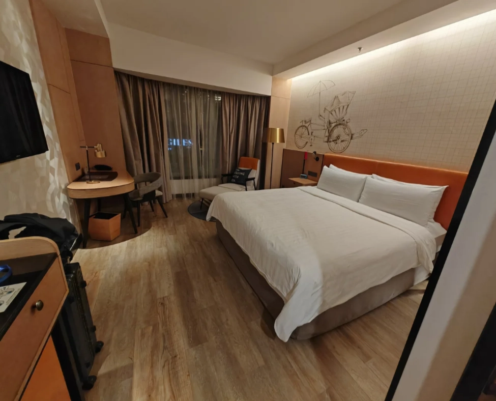 accommodation near People's Square accommodation near People's Square