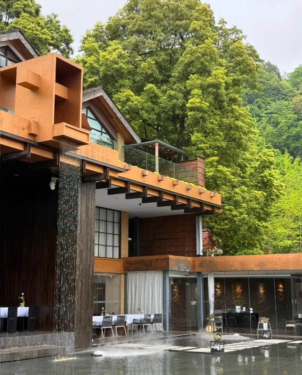 Dujiangyan hotels