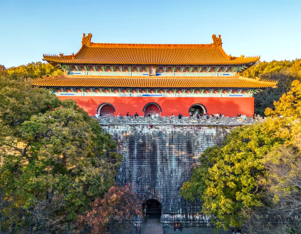 Photo of Ming Xiaoling Mausoleum: Hongwu Emperor tomb