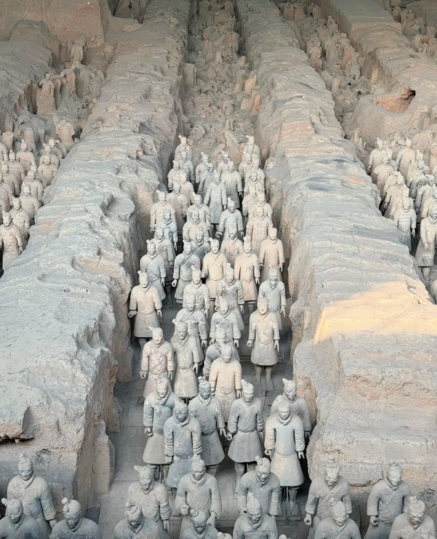 women travel China women travel China