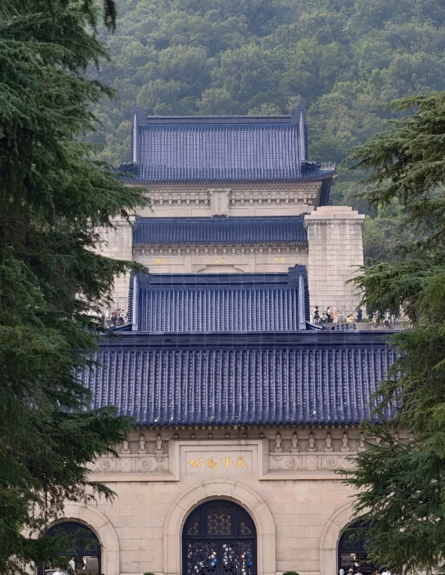 Top 5 Attractions in Nanjing: Must-See Spots & Local Tips