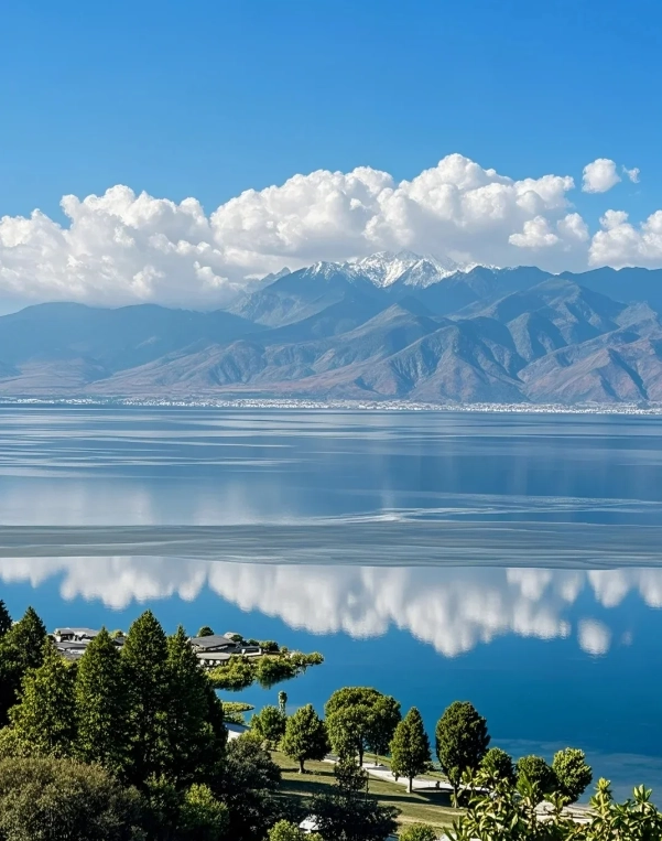Erhai Lake