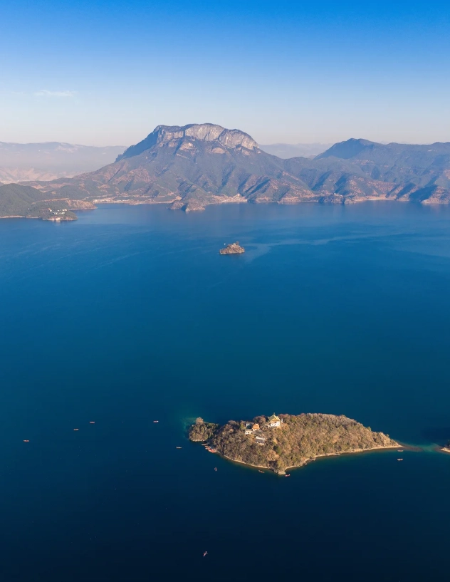 Photo of Lugu Lake: Lugu Lake travel guide
