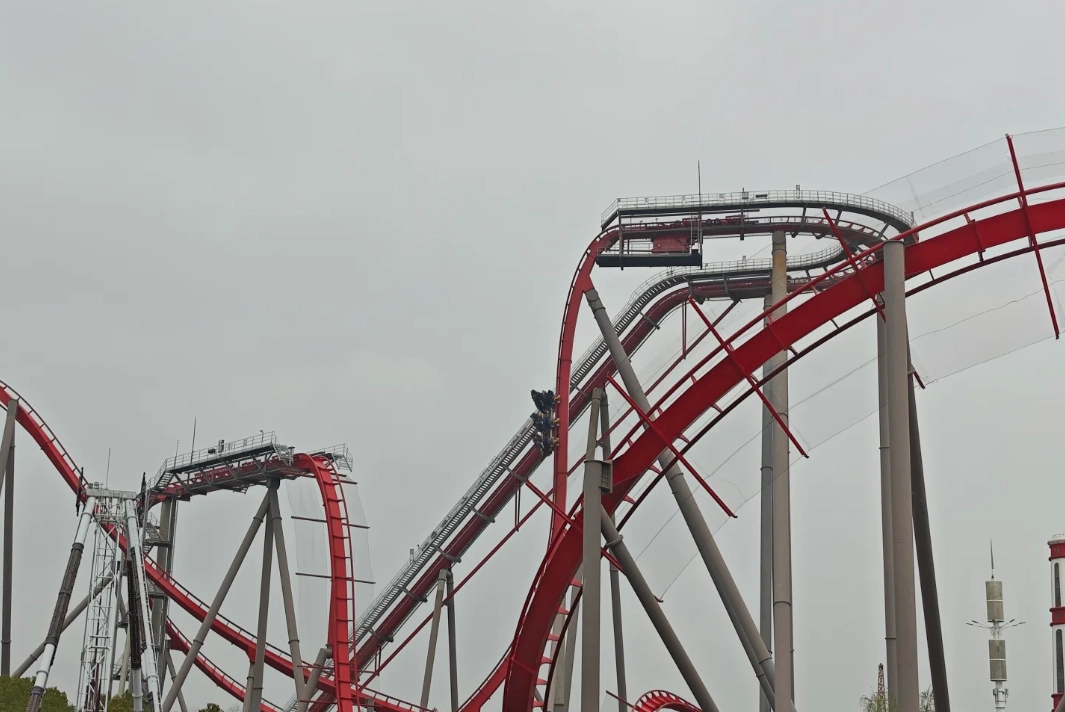 Shanghai theme park schedule