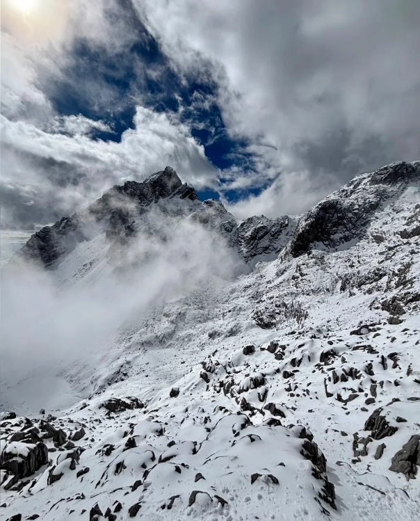 Photo of Yulong Snow Mountain: Yulong Snow Mountain cable car