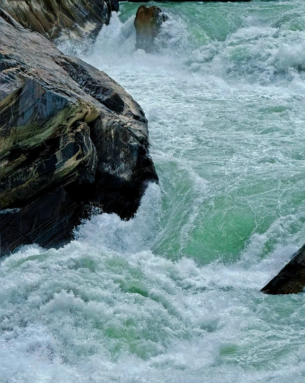 Tiger Leaping Gorge: Hike Smart, Skip the Crowds