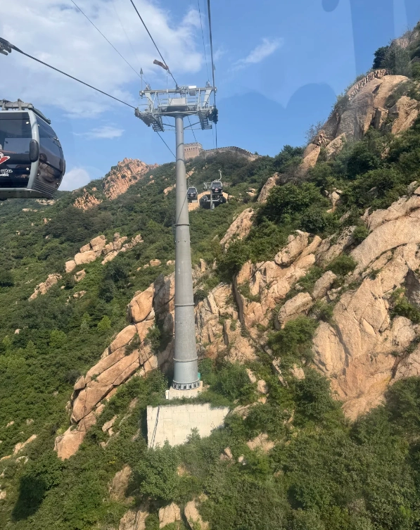 Badaling cable car vs walking
