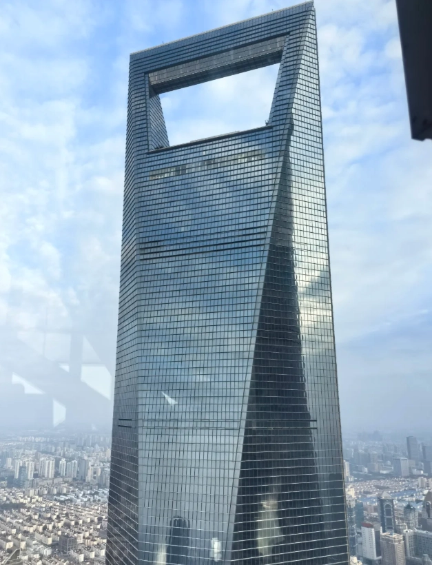 Jin Mao Tower Observation Deck: Tickets, Views, and Shanghai Skyline Tips