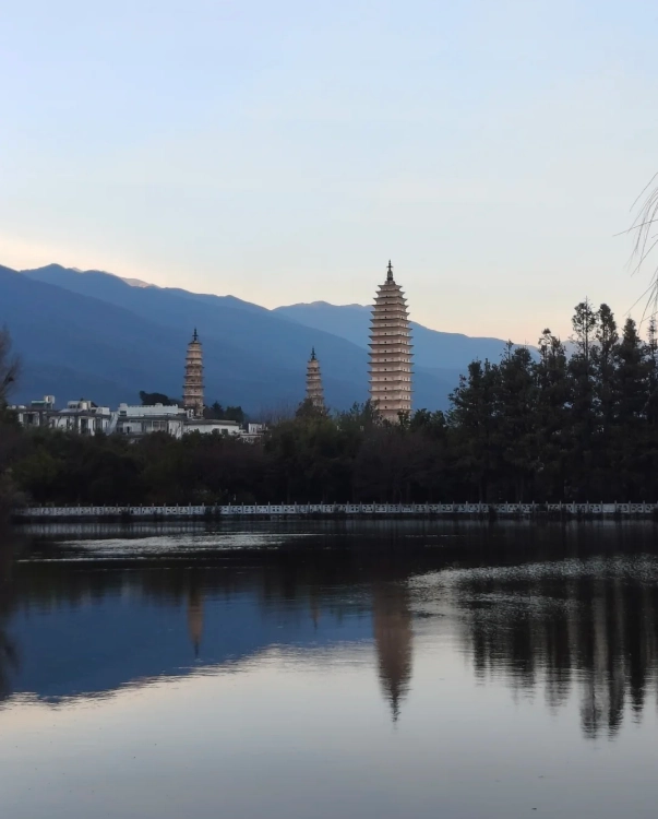 Chongsheng Temple Three-Pagoda