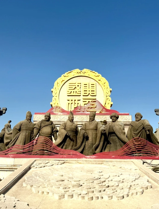 how long to spend at Tang Paradise