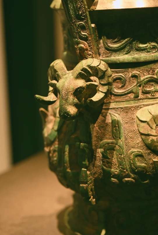 Chinese bronze artifacts