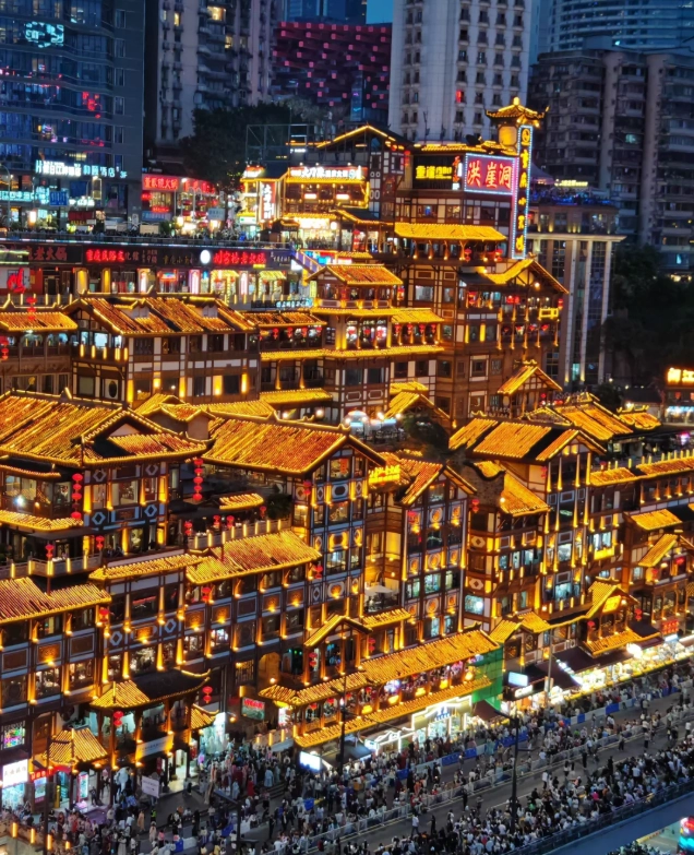 Top 5 Attractions in Chongqing: A Local Guide's Must-See List