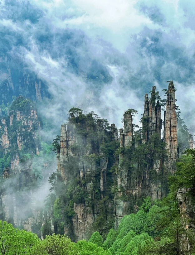 Top 5 Attractions in Zhangjiajie: Must-See Natural Wonders
