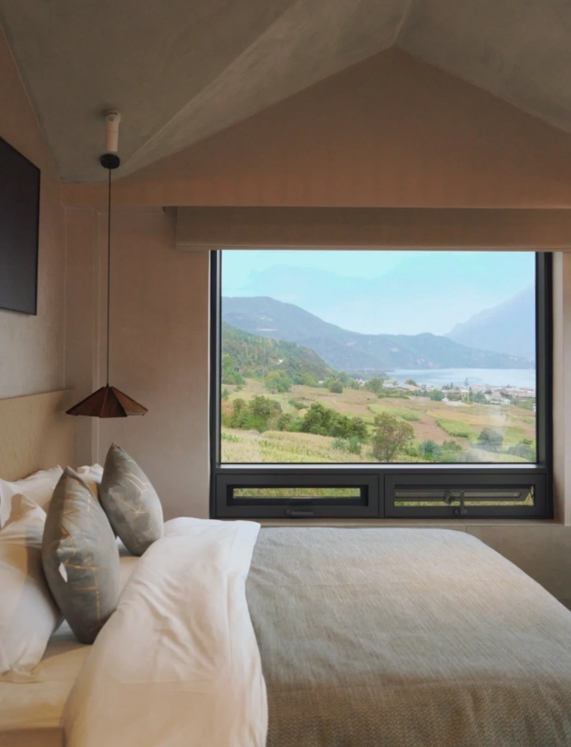 Lugu Lake hotels