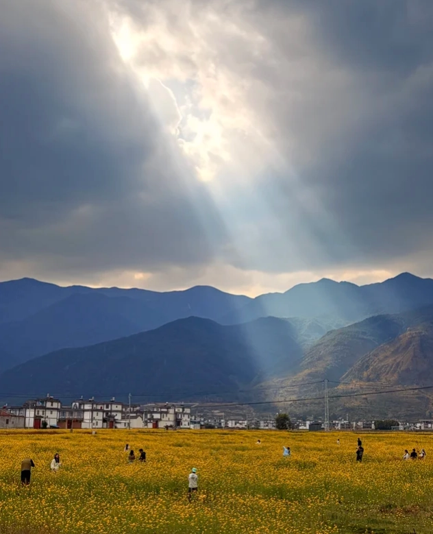 Erhai Lake activities