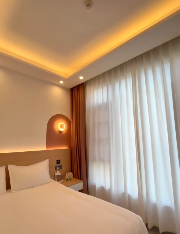 accommodation near Shilin