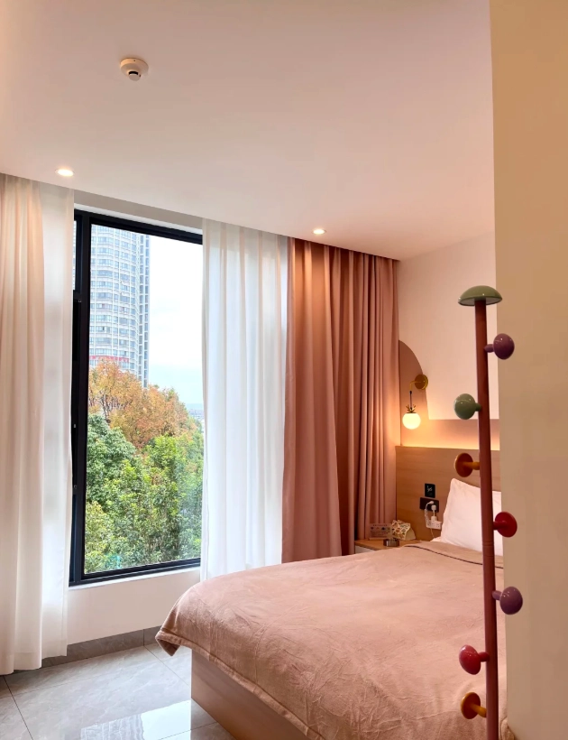 where to stay in Kunming