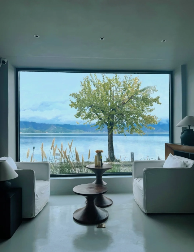 Lugu Lake where to stay