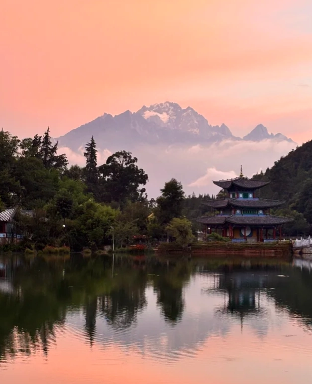 Yunnan travel