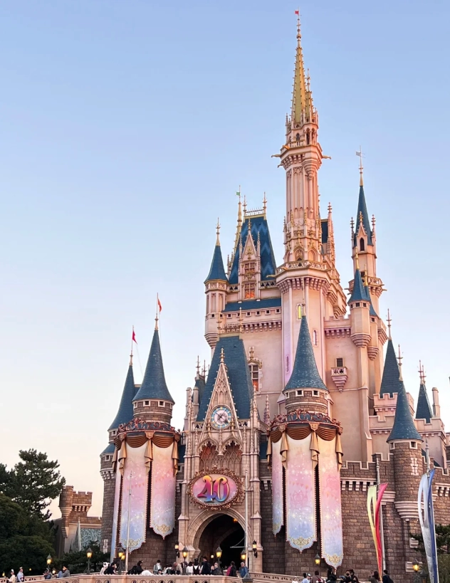 Hong Kong Disneyland review