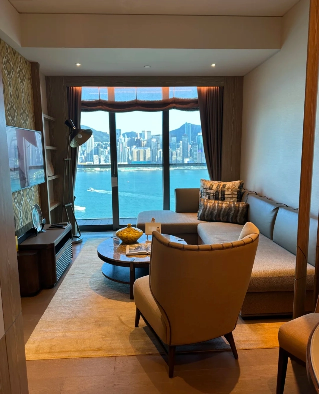 best hotels near Victoria Harbour best hotels near Victoria Harbour